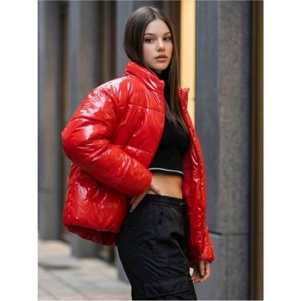 NWT Club Paradise Unisex Paxton Puffer Jacket No Front Closure - Red - Large
